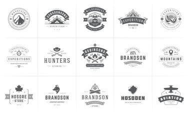 Kamp logoları ve rozetleri vektör tasarım ögeleri ve siluetleri ayarlanır