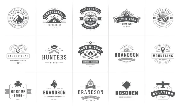 Logotipos de camping y plantillas de insignias vectoriales elementos de diseño y siluetas conjunto — Vector de stock