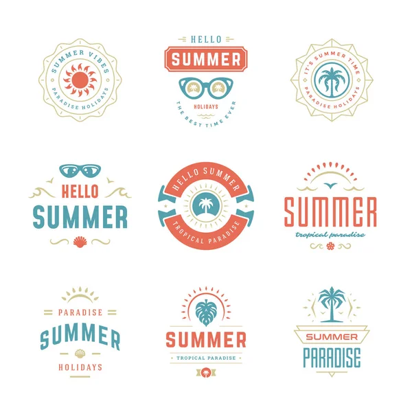 Étiquettes et badges vacances d'été typographie rétro set design. — Image vectorielle