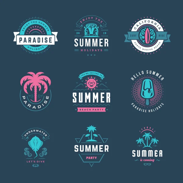 Letní prázdniny etikety a odznaky retro typografie design set. — Stockový vektor