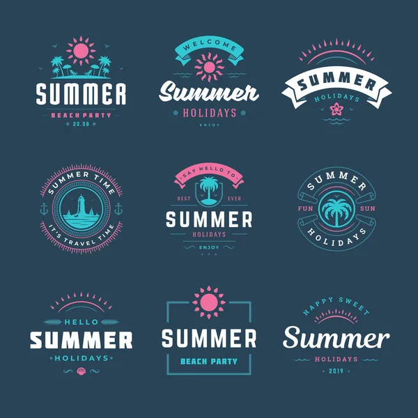 Etiquetas de férias de verão e emblemas conjunto de design retro — Vetor de Stock