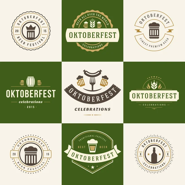 Etiquetas, emblemas e logotipos definir festival de cerveja Oktoberfest —  Vetores de Stock