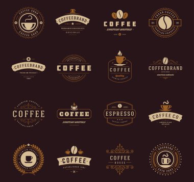Coffee Shop logo, rozetleri ve etiket tasarım öğeleri kümesi