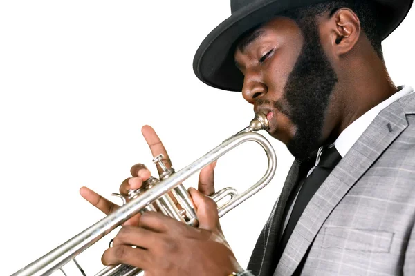 Professional joue de la trompette . — Photo