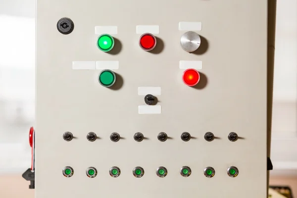 Przyciski i przełączniki na panelu. — Zdjęcie stockowe