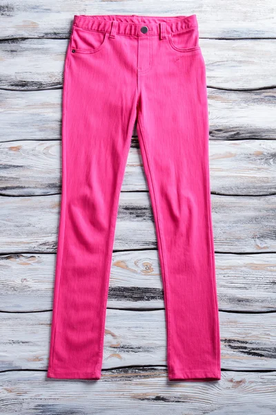 Casual spodnie kolor różowy. — Zdjęcie stockowe