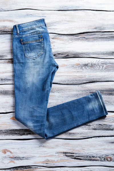 Casual Jeans von blauer Farbe. — Stockfoto