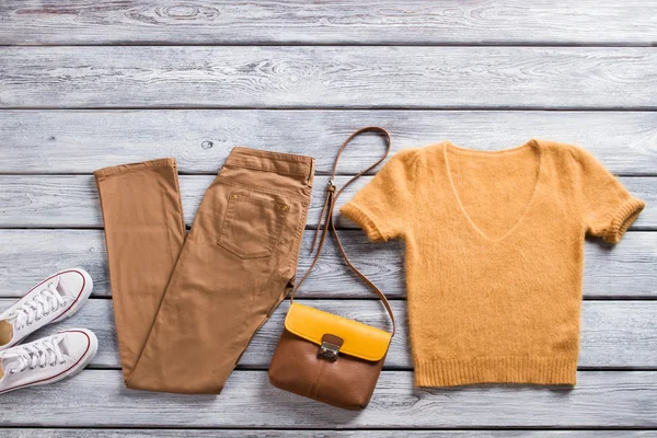 Brown pants and t-shirt. — Stock Photo, Image