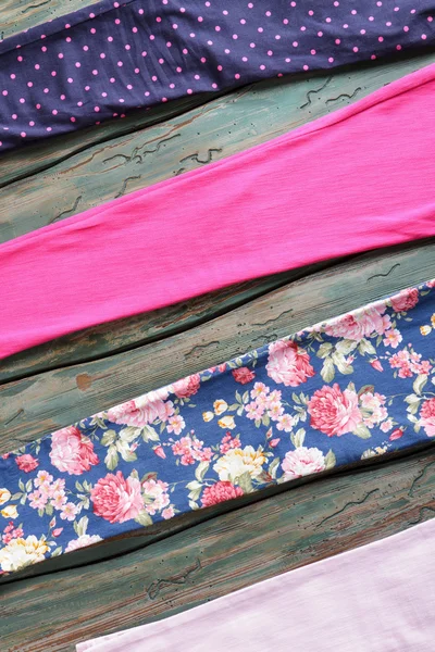 Kumaş baskı ile parçaları.