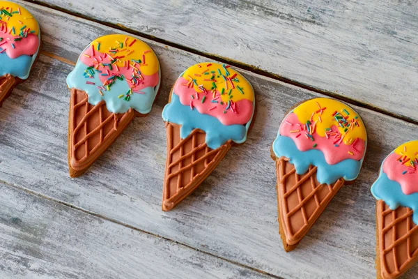 Bolachas em forma de sorvete . — Fotografia de Stock