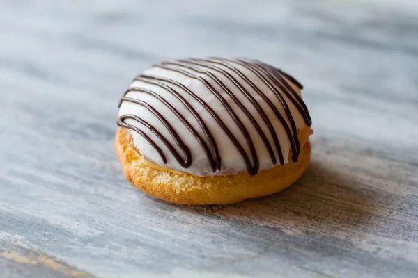 Sandwich cookies med vit glasyr. — Stockfoto