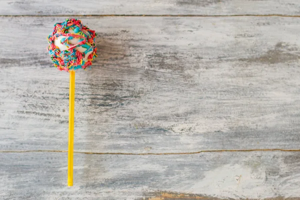 Cake Pop mit Streusel. — Stockfoto