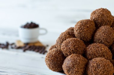 Kırıntıları ile küçük tatlılar.