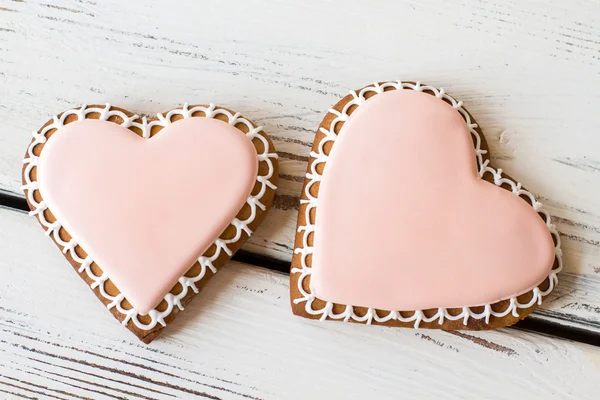 Dois cookies em forma de coração . — Fotografia de Stock