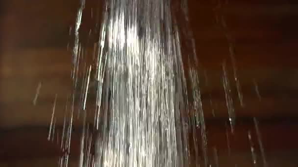 Wasser fließt. — Stockvideo