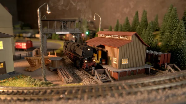 Retro lokomotive trein in een depot. — Stockfoto