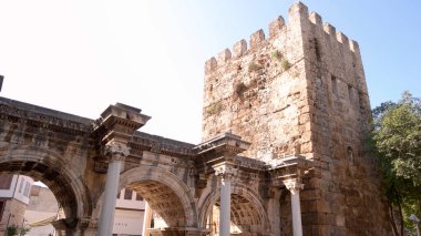 Türkiye 'nin Antalya kentinde antik mimari.