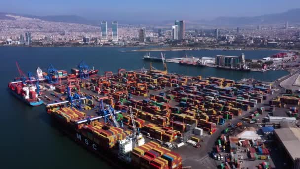 Porto industrial. Comércio entre países. — Vídeo de Stock