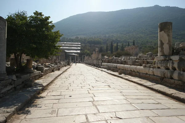 Άποψη του δρόμου μιας αρχαίας πόλης της Εφέσου, Τουρκία. — Φωτογραφία Αρχείου