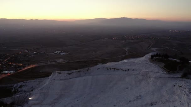 Atemberaubender Sonnenuntergang über Pamukkale, Türkei. — Stockvideo