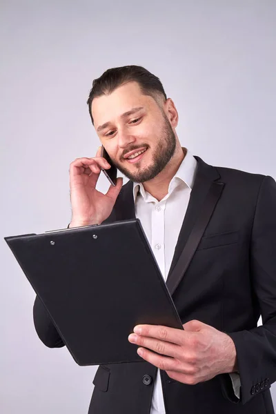 Portrait of young businessmans talking on phone. — Foto Stock