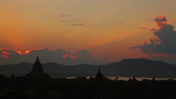 Pagoda краєвид — стокове відео