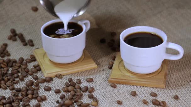 Kávé tejjel — Stock videók