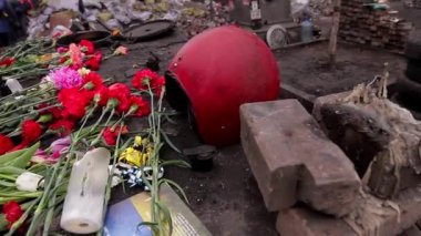 Ölü devrimciler yeri.