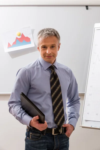 Business man with a folder in hand. — Stock Photo, Image