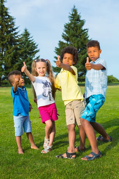 Four nice kids. — Stockfoto