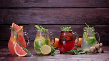 taze limonata farklı türleri.