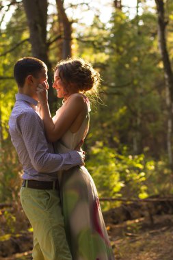 Güneşli güzel Çift.