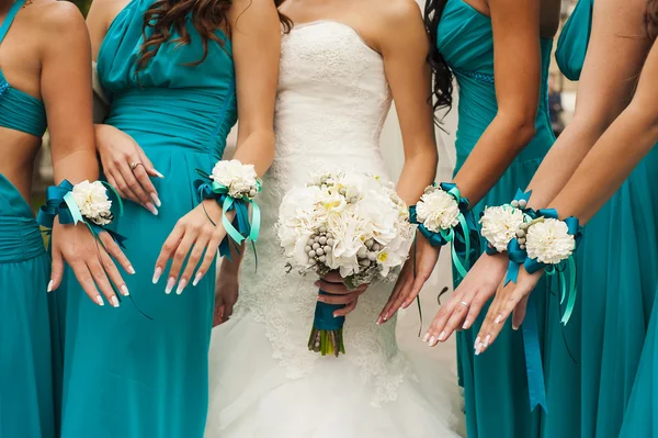 Bridesmaids hands. — Stock Photo, Image