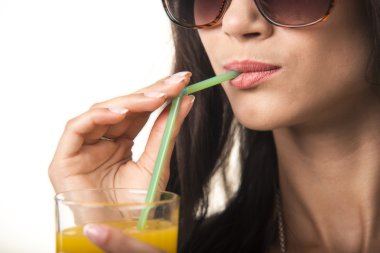 Güzel Bayan cam ile yakın çekim. 