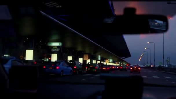 Aeroporto noturno . — Vídeo de Stock