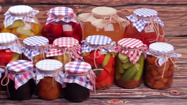 Conservazione di conserve alimentari . — Video Stock