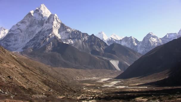 Cumbi η κοιλάδα στα Ιμαλάια. Θιβέτ. — Αρχείο Βίντεο