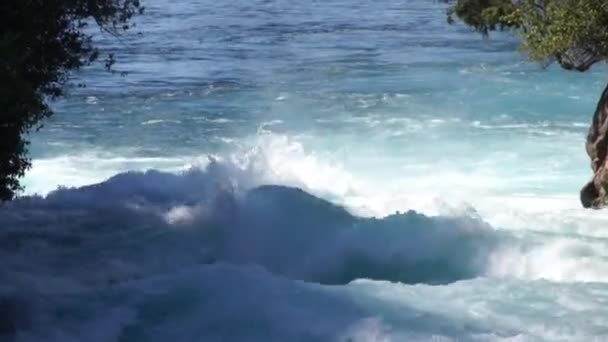 Grov vatten Huka Falls — Stockvideo