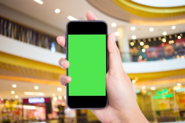 Fotoğraf boş. Kadın el boş mobil akıllı telefon tutarak