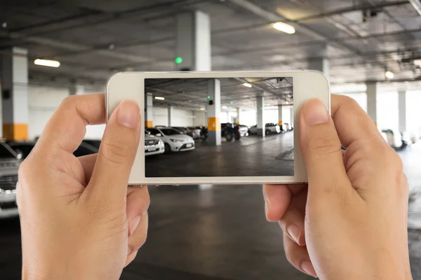 bir akıllı telefon ile fotoğraf çekimi.