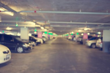 Yeraltı otopark araba ile: Vintage filtre