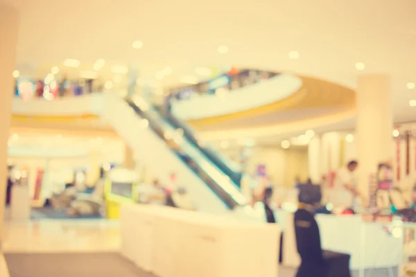 Blurred image of shopping mall and bokeh background : Vintage fi — Stock Photo, Image