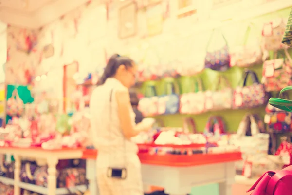 ショッピング モールと背景のボケ味のイメージがぼやけ: ヴィンテージ fi — ストック写真