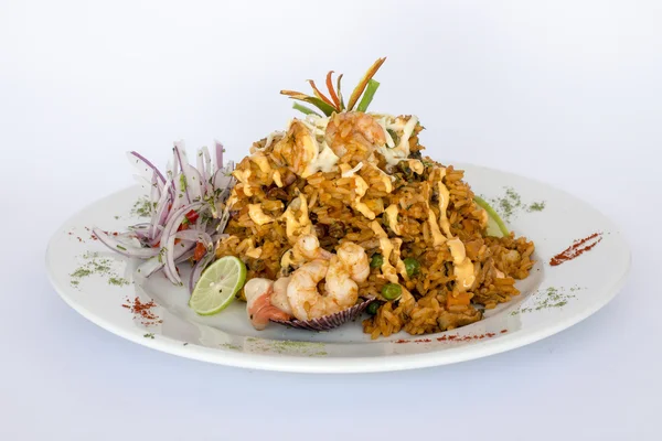 Plato Perú: Arroz con Mariscos (Arroz con Mariscos ). — Foto de Stock