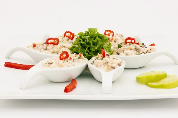 Mâncare peruviană: "Pichanga de Mariscos". Stilul Ceviche cu cremă albă — Fotografie, imagine de stoc