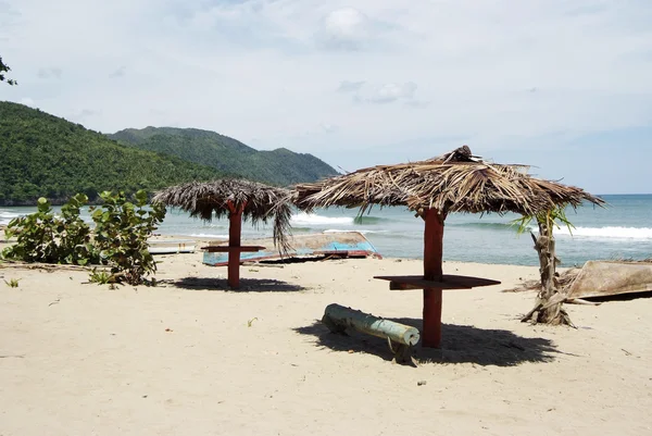 Tropisch strand in Cayo Levantado, Dominicaanse Republiek. — Stockfoto