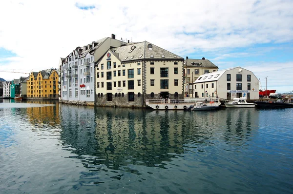 Prohlédni si na centrum města Alesund, Norsko. — Stock fotografie