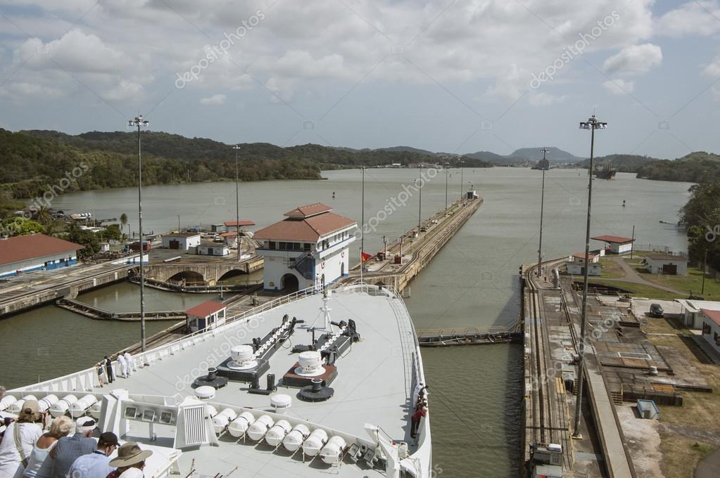 Cruise ship bow entering the gatun locks gateways on Panama Canal. Set