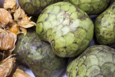 Cherimoya (chirimoya) Peru piyasada