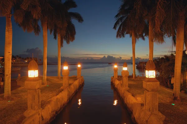 Aruba csatorna este romantikus oldal megtekint├⌐se. — Stock Fotó